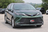 Used 2024 Toyota Sienna XLE w/ XLE Plus Package image 4