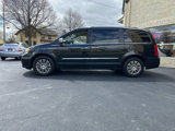 Used 2014 Chrysler Town & Country Touring-L w/ Driver Convenience Group image 3