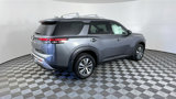 New 2025 Nissan Pathfinder SL image 3