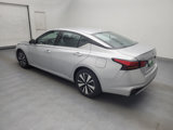 Used 2021 Nissan Altima 2.5 SV image 3