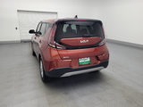 Used 2023 Kia Soul LX w/ LX Technology Package image 6