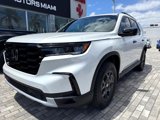 Used 2025 Honda Pilot TrailSport image 3