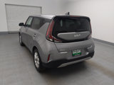 Used 2023 Kia Soul LX w/ LX Technology Package image 6