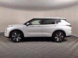 New 2025 Mitsubishi Outlander SE image 4