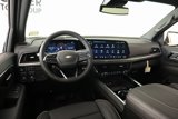 Used 2025 Chevrolet Suburban Premier image 2