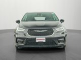 Used 2024 Chrysler Pacifica Touring-L image 2