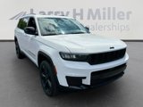 Used 2023 Jeep Grand Cherokee L Laredo image 4