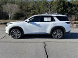 New 2025 Nissan Pathfinder Platinum image 5