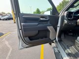 Used 2024 Chevrolet Silverado 1500 High Country w/ Technology Package image 3