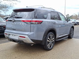 New 2025 Nissan Pathfinder Platinum image 6
