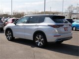 New 2025 Mitsubishi Outlander SEL image 2