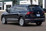 Used 2018 Volkswagen Tiguan SE w/ Panoramic Sunroof Package image 6