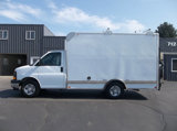 Used 2017 Chevrolet Express 3500 image 2