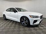 Used 2024 Volvo S60 B5 Core image 2