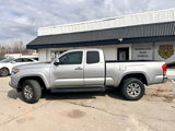 Used 2016 Toyota Tacoma SR5 image 3