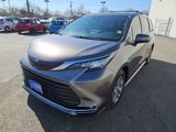 Used 2023 Toyota Sienna XLE image 4