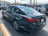 Used 2023 Nissan Altima 2.5 SV image 4