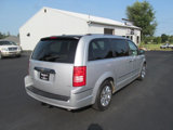 Used 2008 Chrysler Town & Country Limited image 4