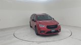 New 2025 Chrysler Pacifica Select w/ Fav Edition Package image 4