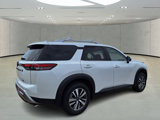 New 2025 Nissan Pathfinder SL image 5