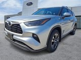 Used 2023 Toyota Highlander L image 2
