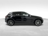 Used 2021 Mercedes-Benz GLC 300 4MATIC image 5