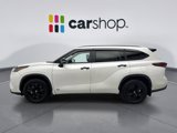 Used 2024 Toyota Highlander XLE image 2