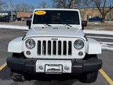 Used 2016 Jeep Wrangler Unlimited Sahara image 2