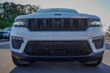 New 2025 Jeep Grand Cherokee Limited image 3