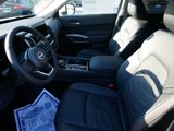 New 2025 Nissan Pathfinder Platinum w/ Black Appearance Package image 5