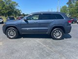 Used 2021 Jeep Grand Cherokee Limited w/ Luxury Group II image 2