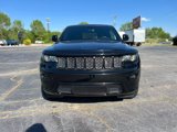Used 2019 Jeep Grand Cherokee Altitude image 3