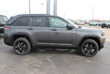 New 2025 Jeep Grand Cherokee Altitude image 4