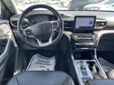 Certified 2022 Ford Explorer Limited image 2