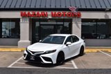 Used 2022 Toyota Camry SE image 2