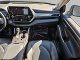 Used 2020 Toyota Highlander Limited Platinum image 4