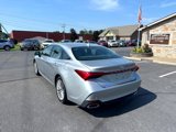 Used 2021 Toyota Avalon Limited image 3