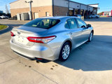 Used 2018 Toyota Camry LE image 5