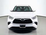 Used 2024 Toyota Highlander XLE image 6