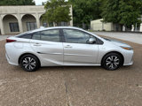 Used 2017 Toyota Prius Prime Advanced image 6