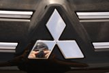 New 2025 Mitsubishi Outlander SE image 3