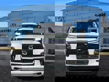 New 2025 INFINITI QX80 Sensory image 2
