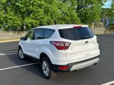 Used 2017 Ford Escape SE image 4