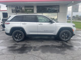New 2025 Jeep Grand Cherokee Laredo image 2