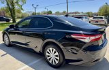Used 2020 Toyota Camry LE image 5