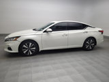 Used 2020 Nissan Altima 2.5 SV image 2
