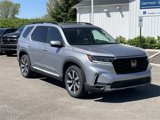 New 2025 Honda Pilot Touring image 3