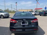 Used 2020 Ford Fusion SE image 4