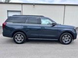 New 2025 Ford Expedition Active image 4