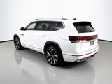 Used 2024 Volkswagen Atlas SEL Premium R-Line image 3